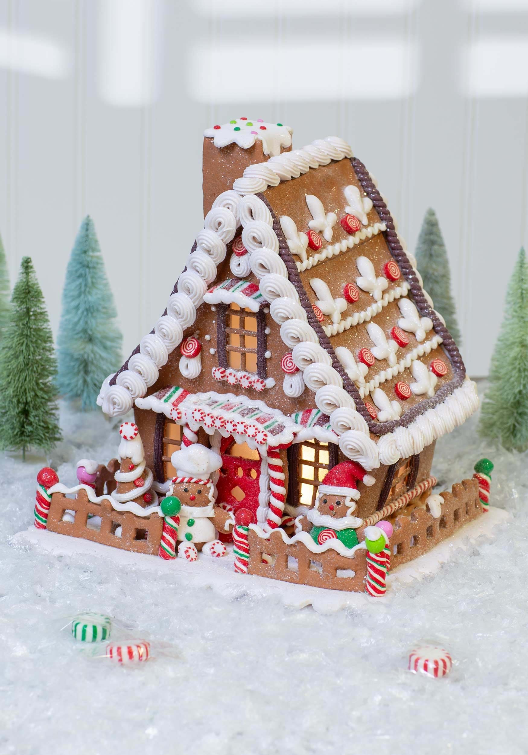 LED Light Up Claydough Gingerbread House Tablepiece