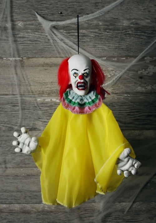 IT: Mini Pennywise Hanger Prop Decor