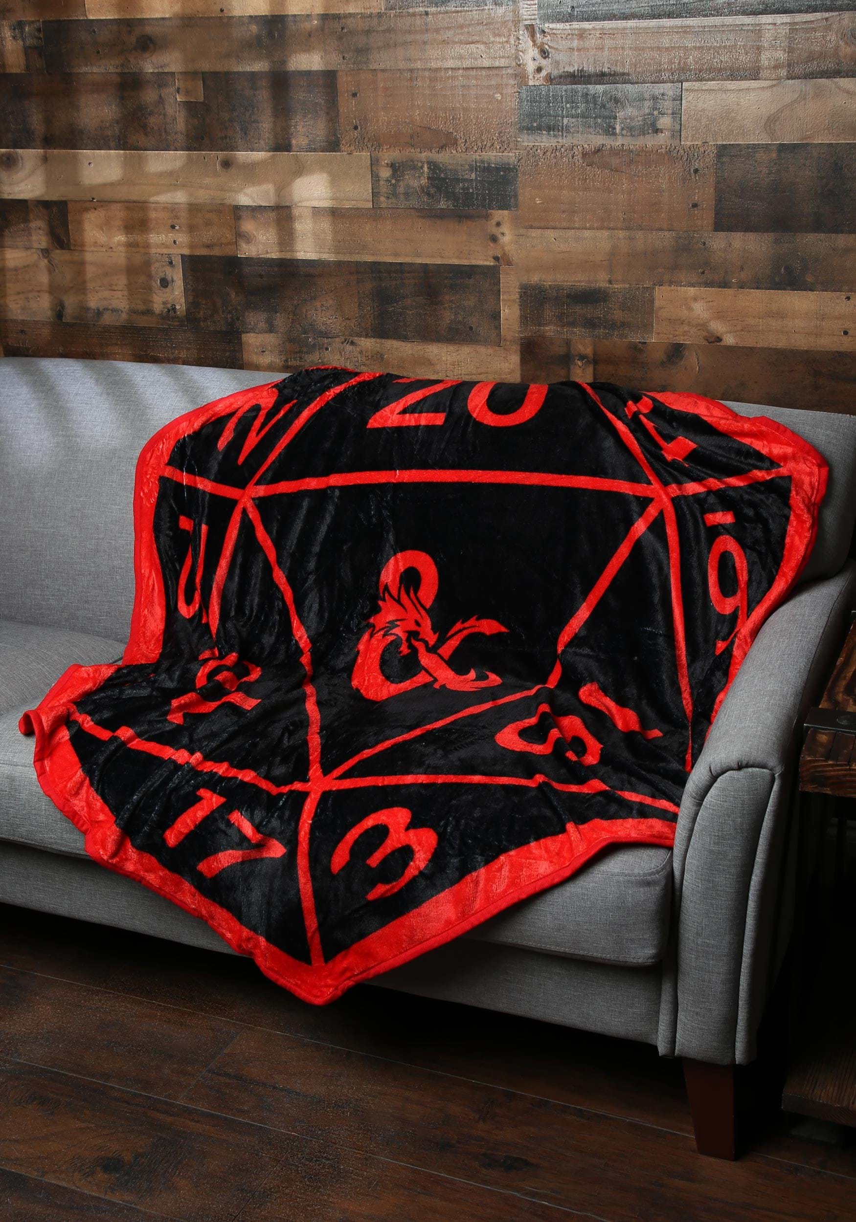 Shaped D20 Throw Dungeons & Dragons