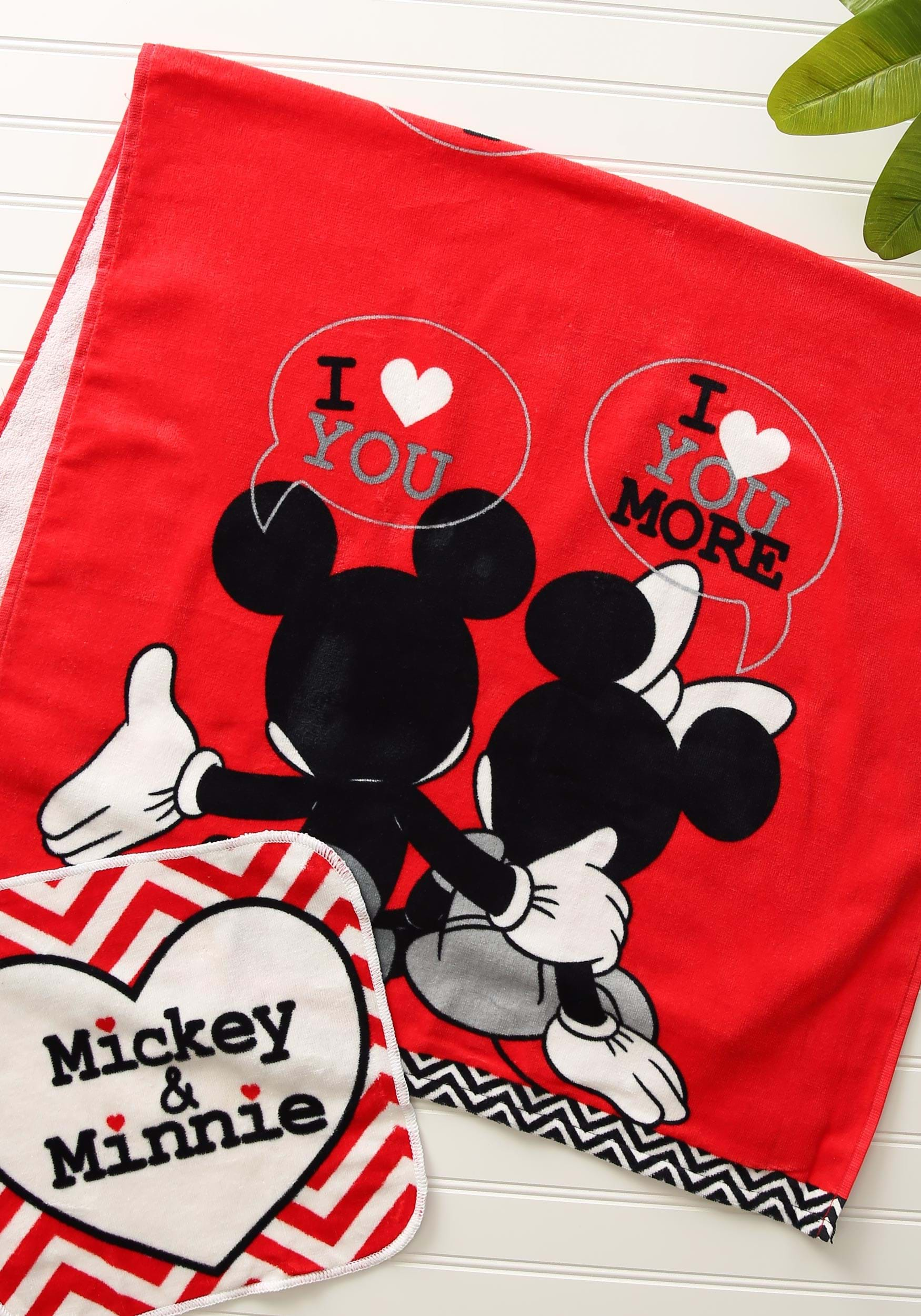 2pc Minnie and Mickey Luv U More FR Bathroom Set