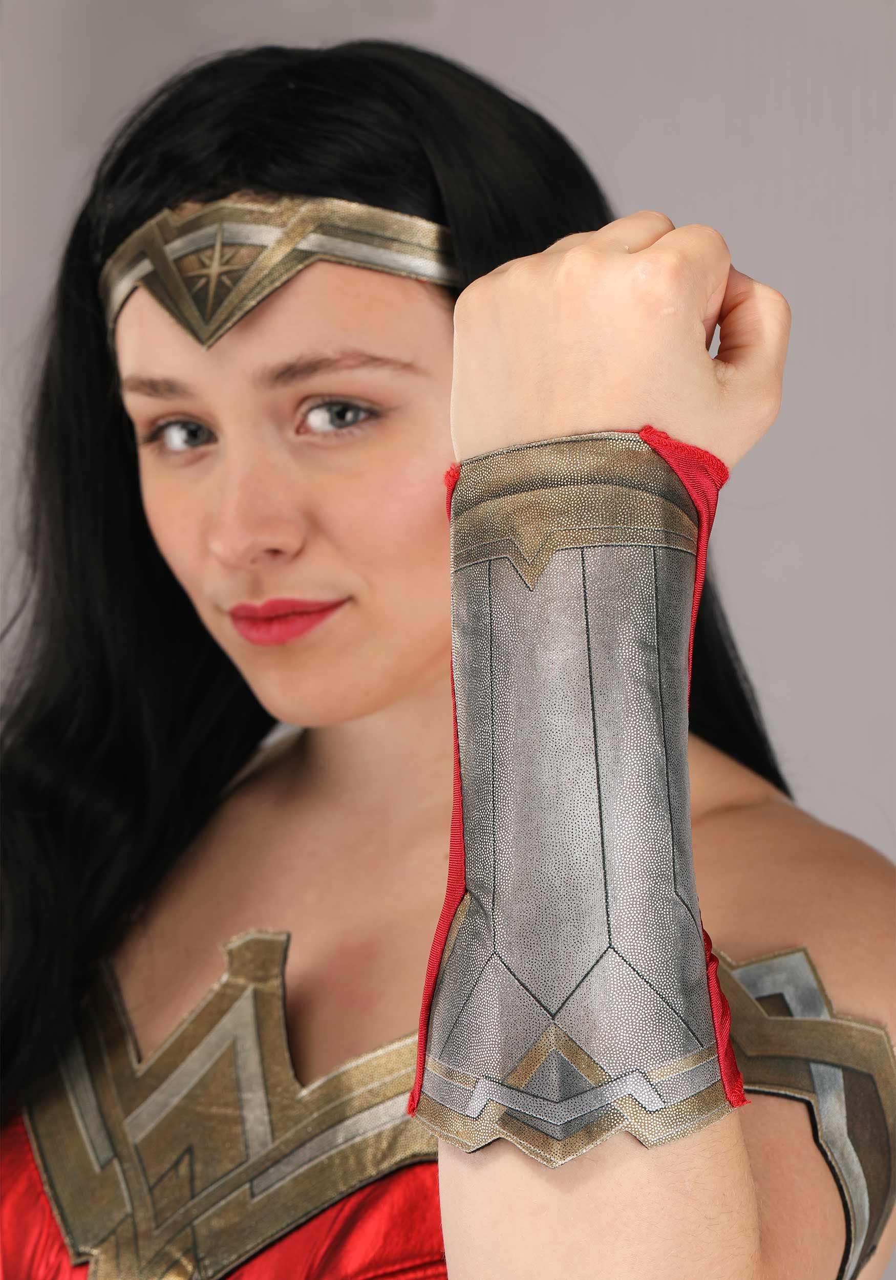 Women's Wonder Woman Deluxe Fancy Dress Costume