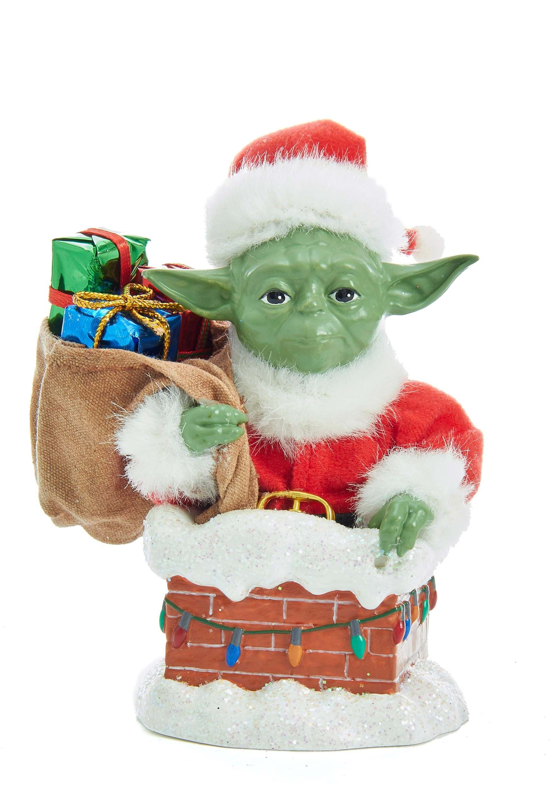 Star Wars Santa Yoda In Chimney Tablepiece