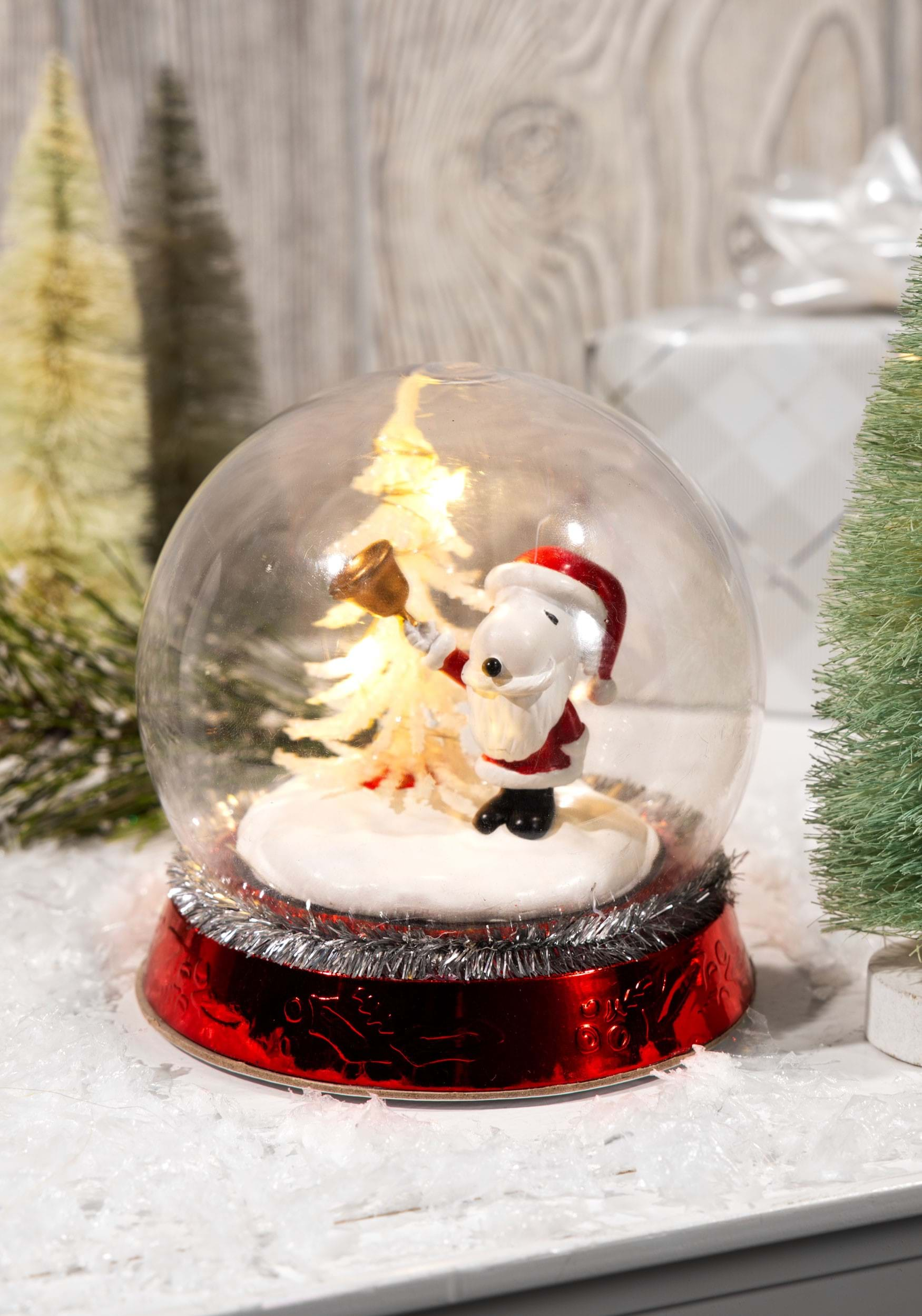 Peanuts Snoopy Light Up LED Table Globe Christmas Decor