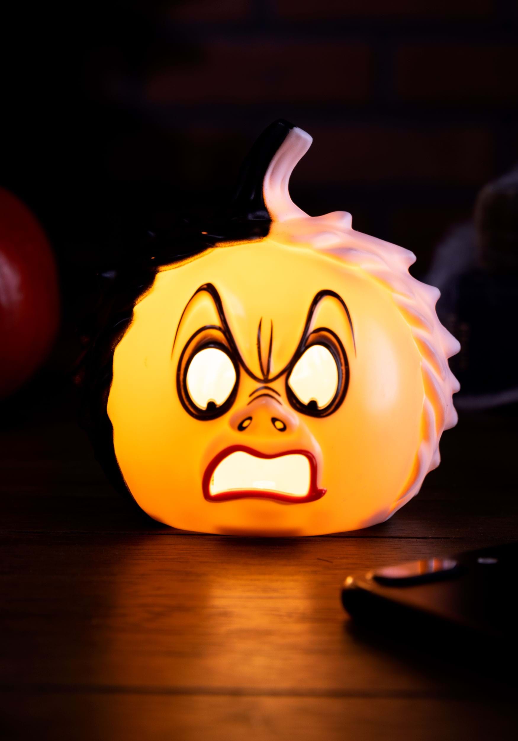 Disney Cruella 3-Inch Light Up Pumpkin