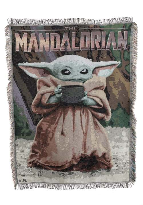 MANDALORIAN - JUST WATCHING TAPESTRY THROW