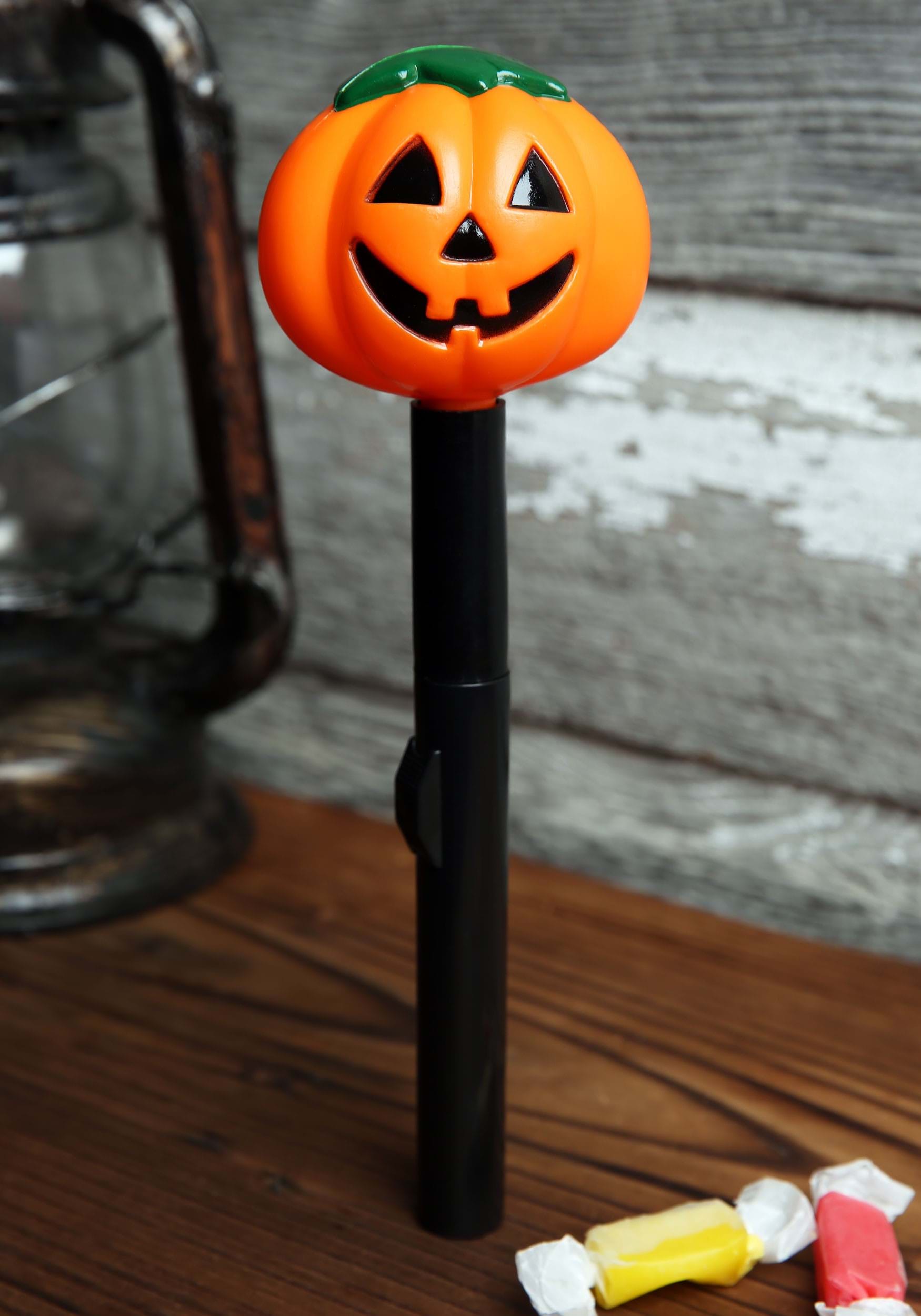 Smiling Jack O' Lantern Halloween Flashlight
